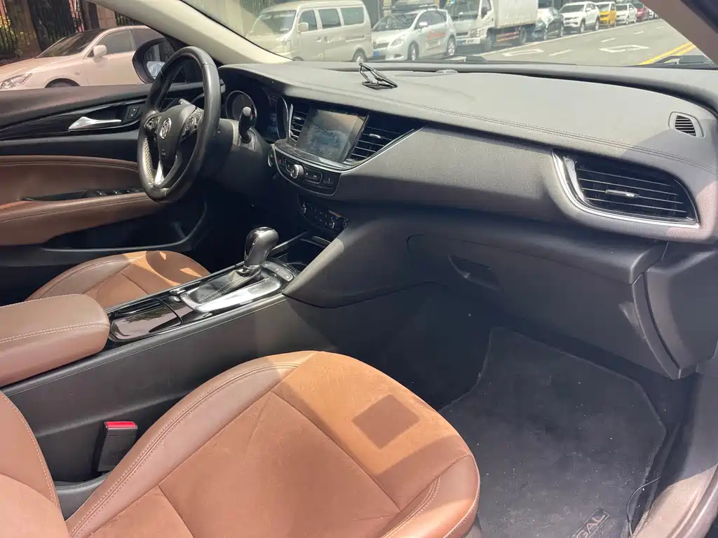BUICK REGAL 2019