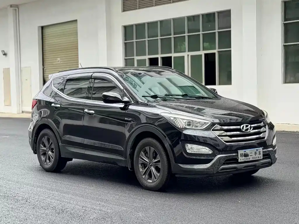 HYUNDAI SANTAFE 2013