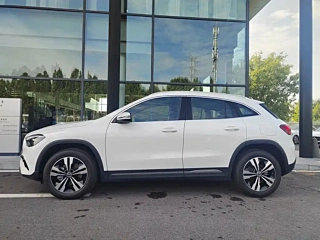 MERCEDES BENZ GLA 2024 YEAR GLA 200 2024