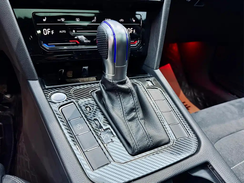 VOLKSWAGEN MAGOTAN 2022