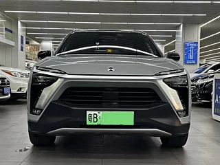 NIO ES8  2020