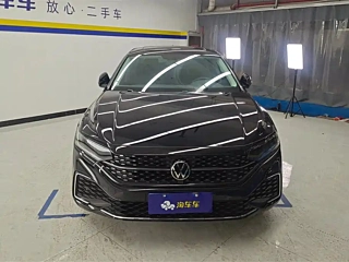VOLKSWAGEN PASSAT  2022
