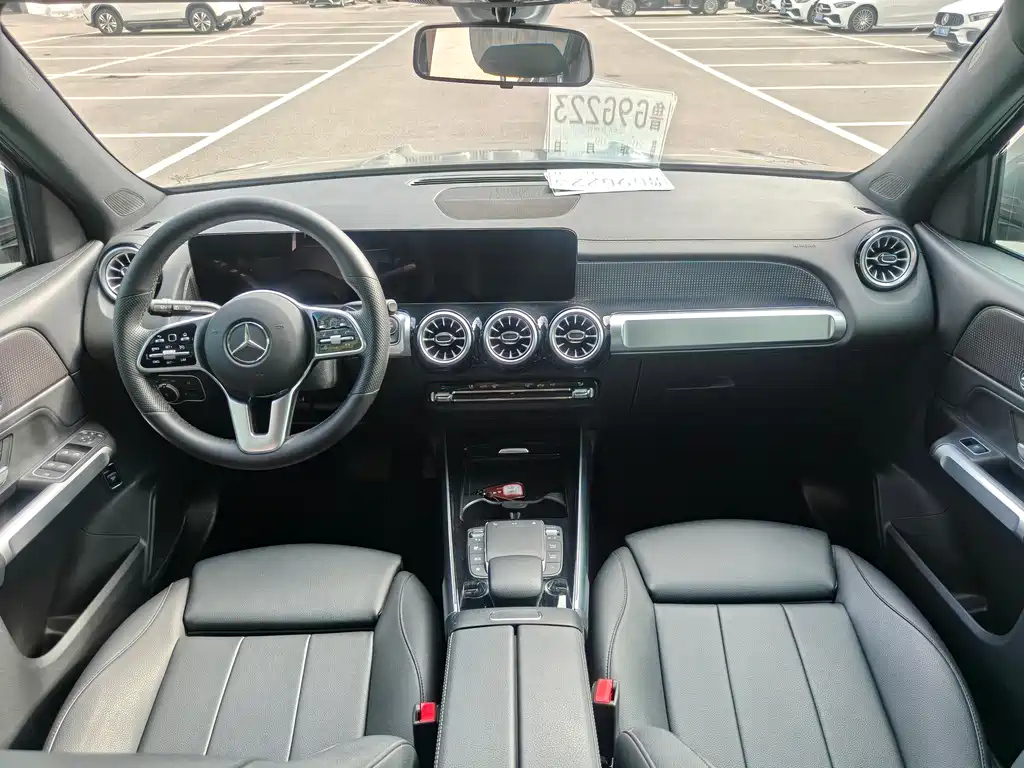 MERCEDES BENZ GLB 2022