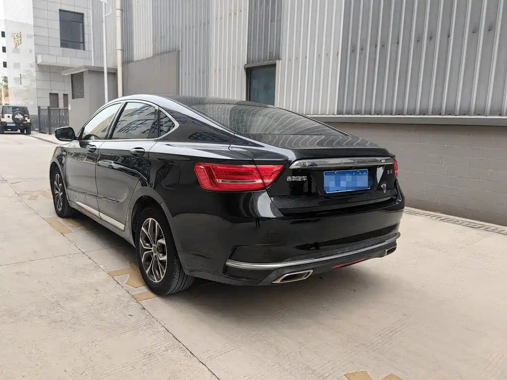GEELY AUTO BORUI 2017