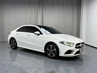 MERCEDES BENZ A-CLASS  2022