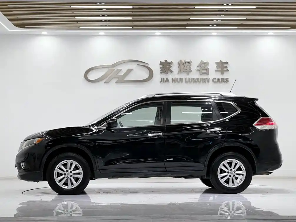 NISSAN X-TRAIL 2015