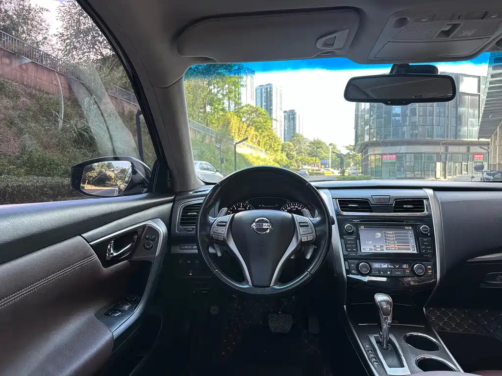 NISSAN TEANA 2014