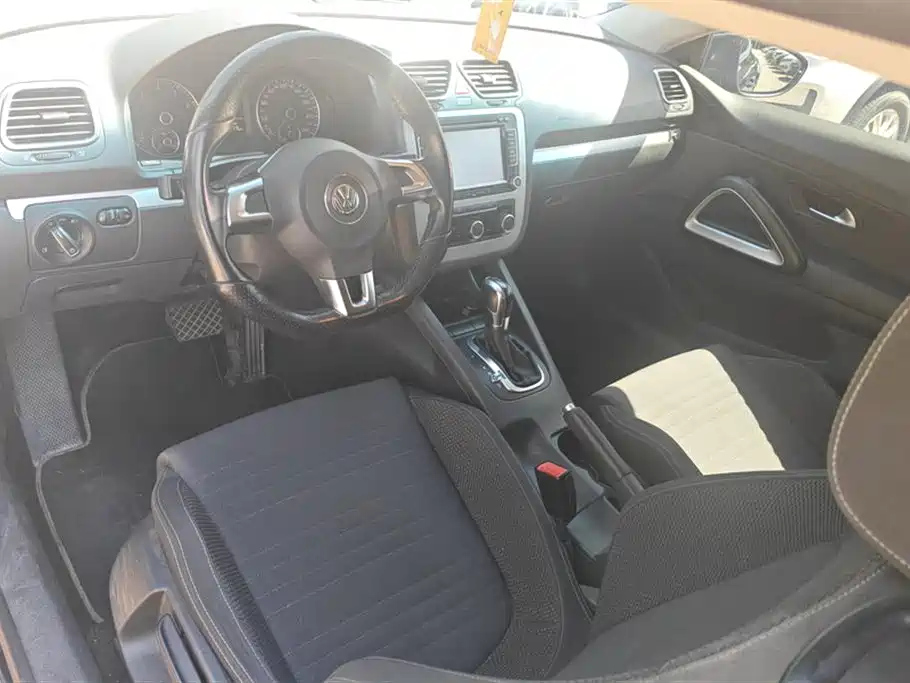 VOLKSWAGEN SCIROCCO 2014