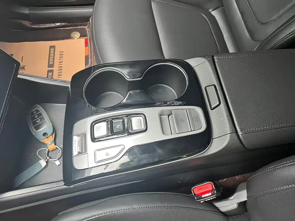 HYUNDAI TUCSON 2023