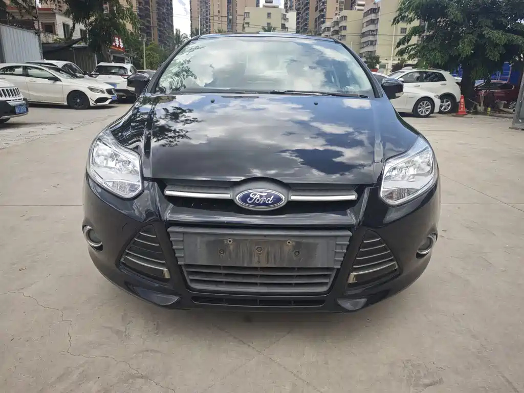 FORD FOCUS 2012