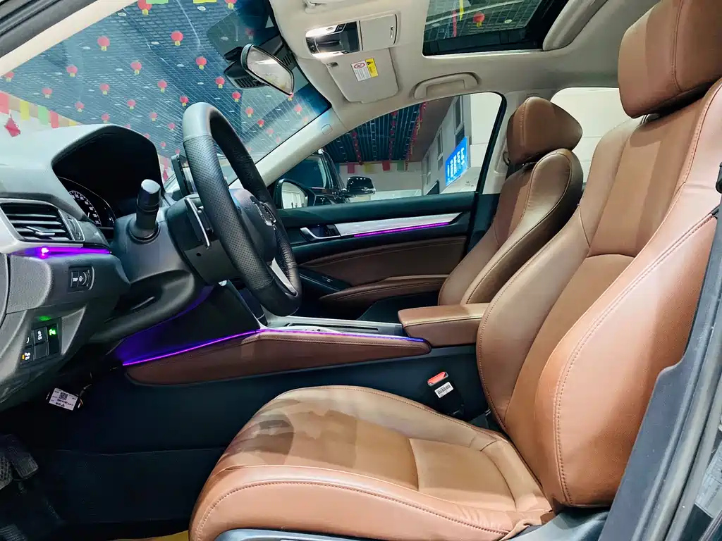 HONDA INSPIRE 2019