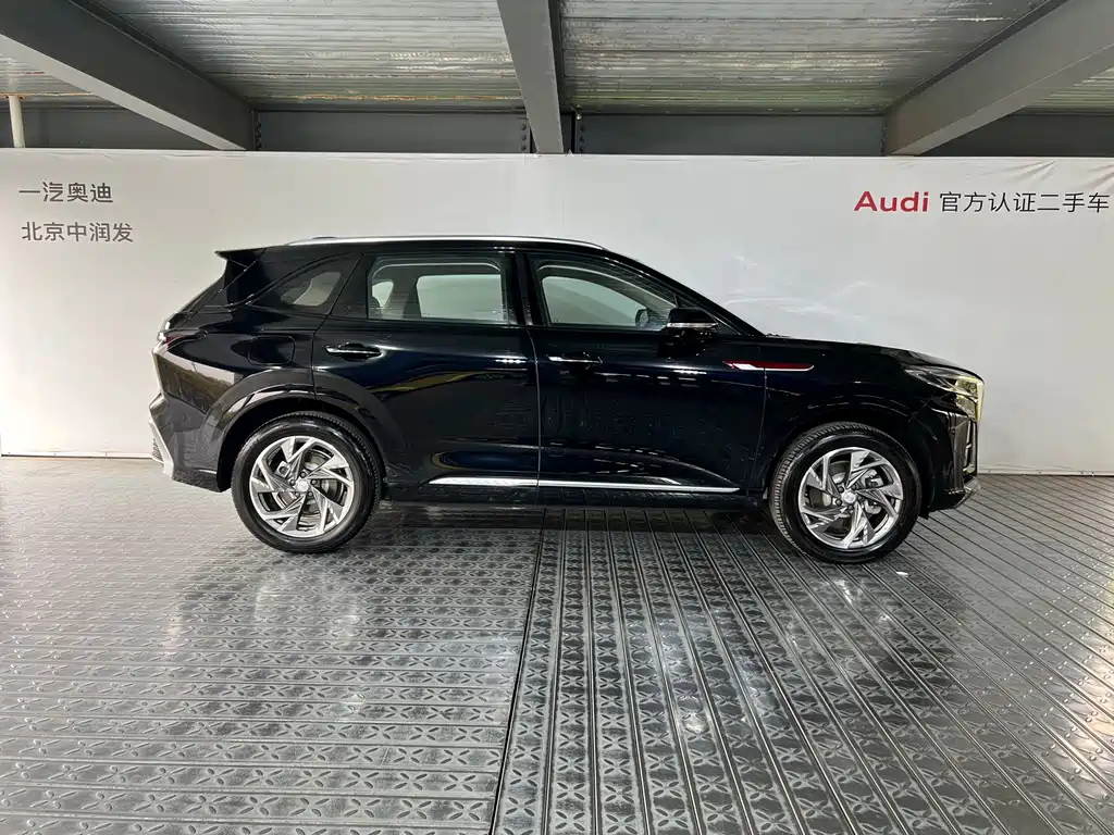 HONGQI HS3 PHEV 2024