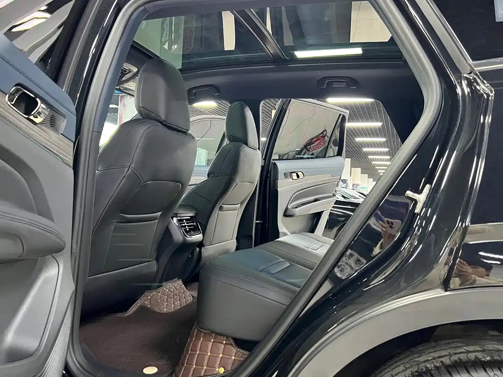 FORD EQUATOR SPORT 2023