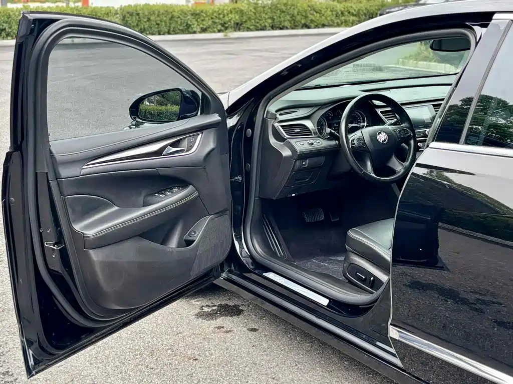 BUICK LACROSSE 2021