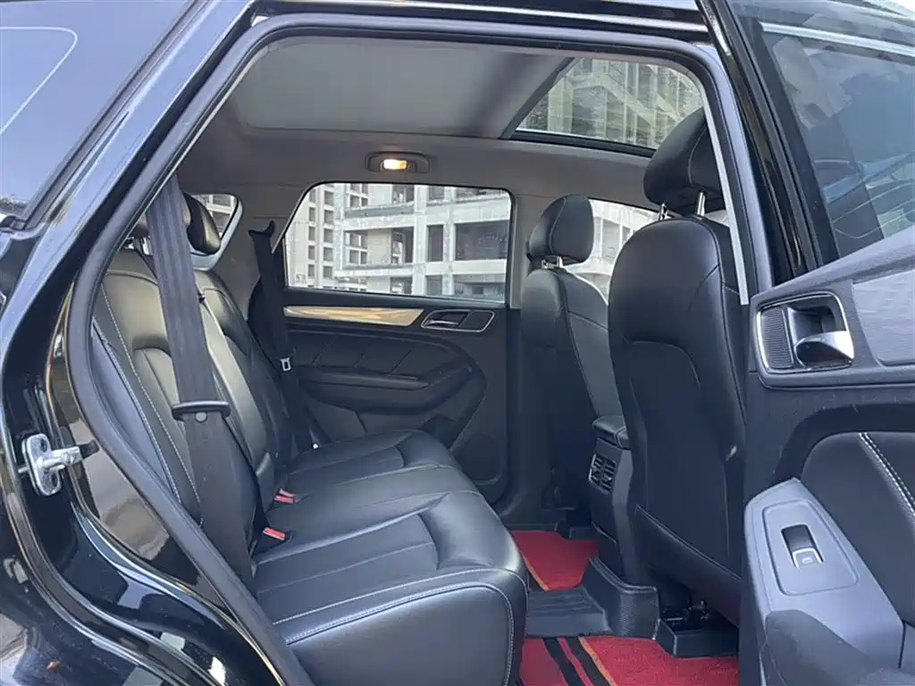 ROEWE RX5 2018