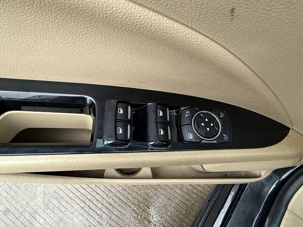 FORD MONDEO 2014