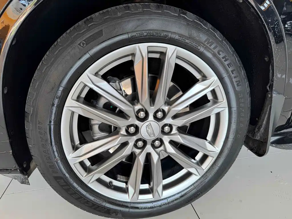 CADILLAC XT6 2022