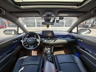TOYOTA C-HR 2020 YEAR 2.0L LEADING EDITION 2020