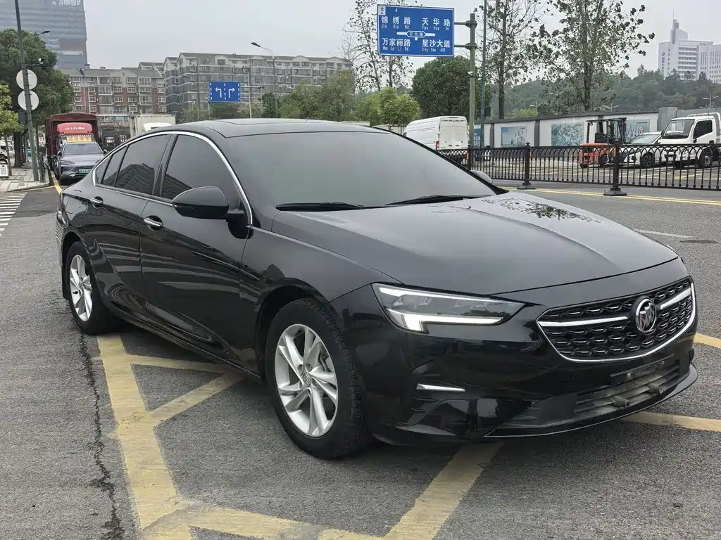 BUICK REGAL 2020