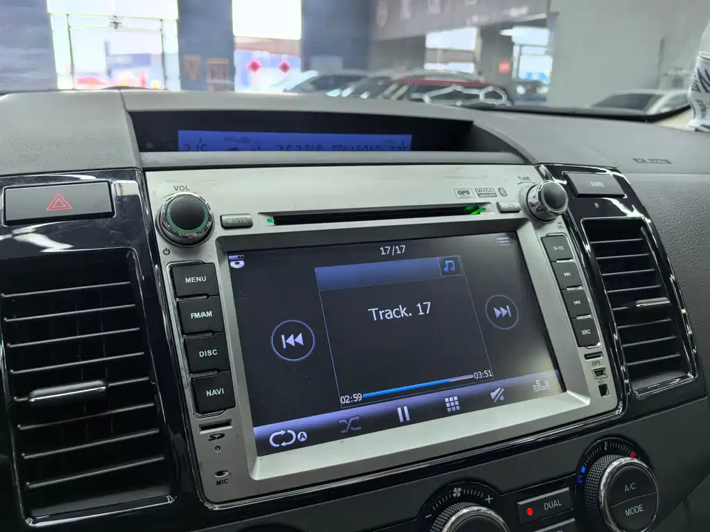MAZDA 8 2015