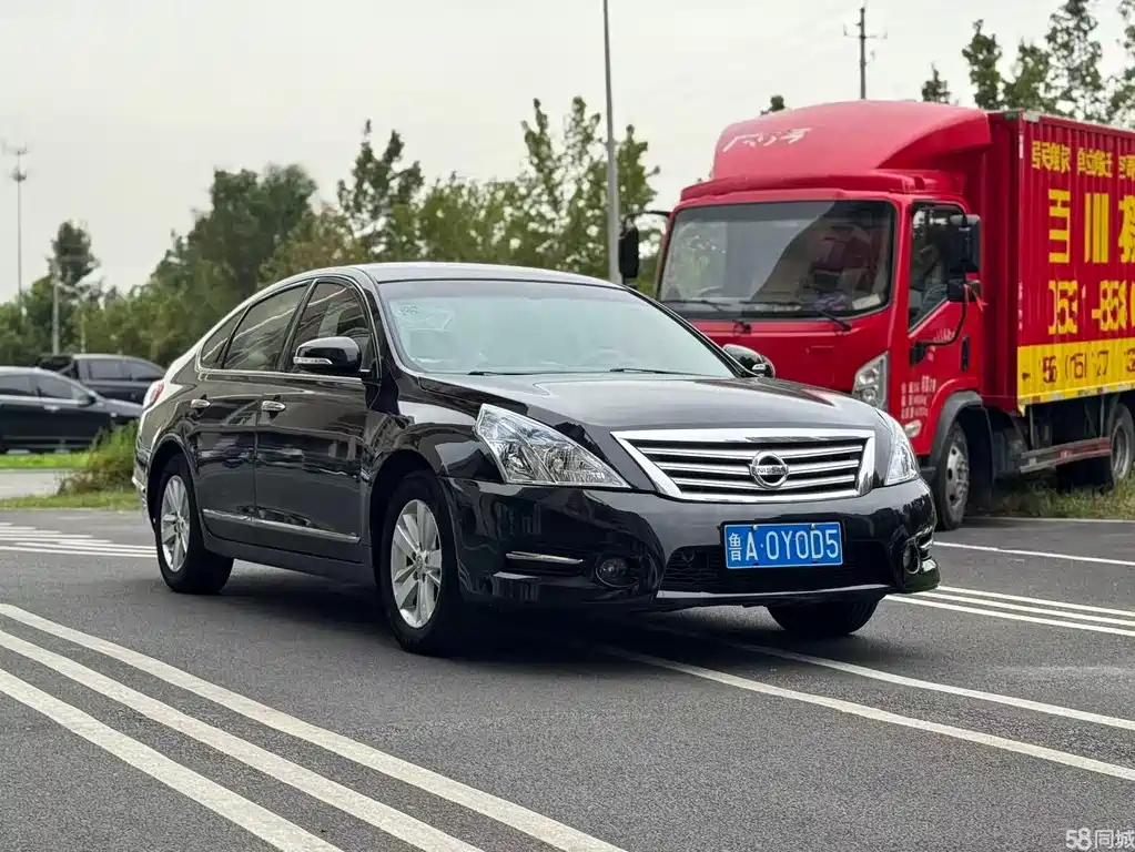 NISSAN TEANA 2012