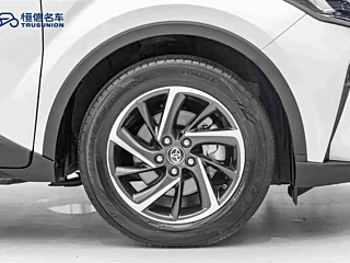 TOYOTA C-HR  2021 YEAR 2.0L DELUXE EDITION 2021