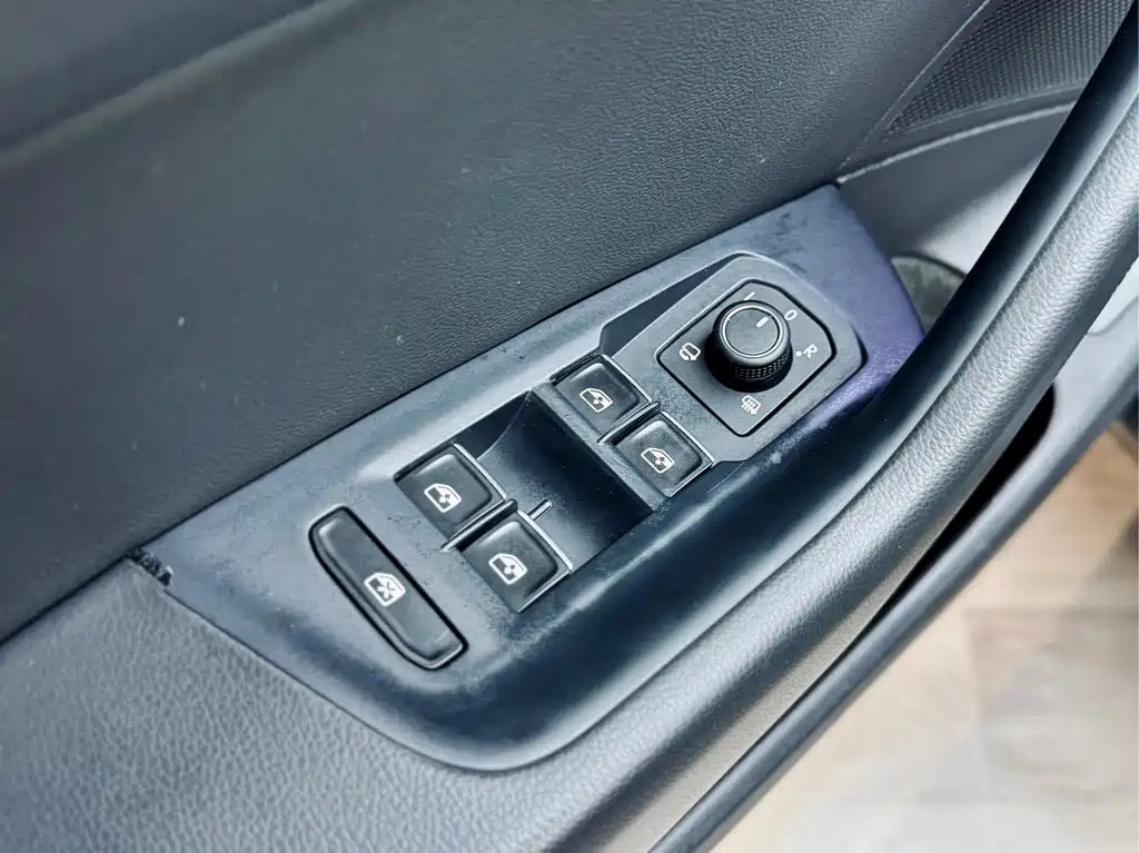 VOLKSWAGEN MAGOTAN 2022