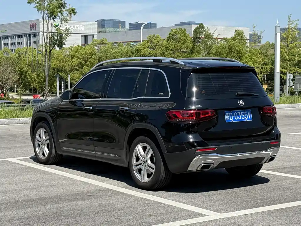 MERCEDES BENZ GLB 2021