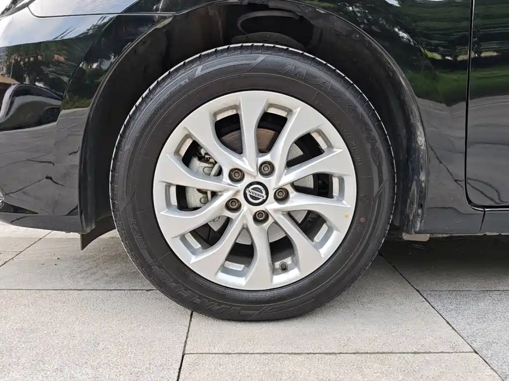 NISSAN SYLPHY 2024