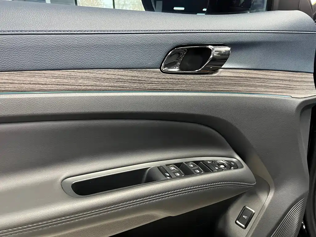 FORD EQUATOR SPORT 2023