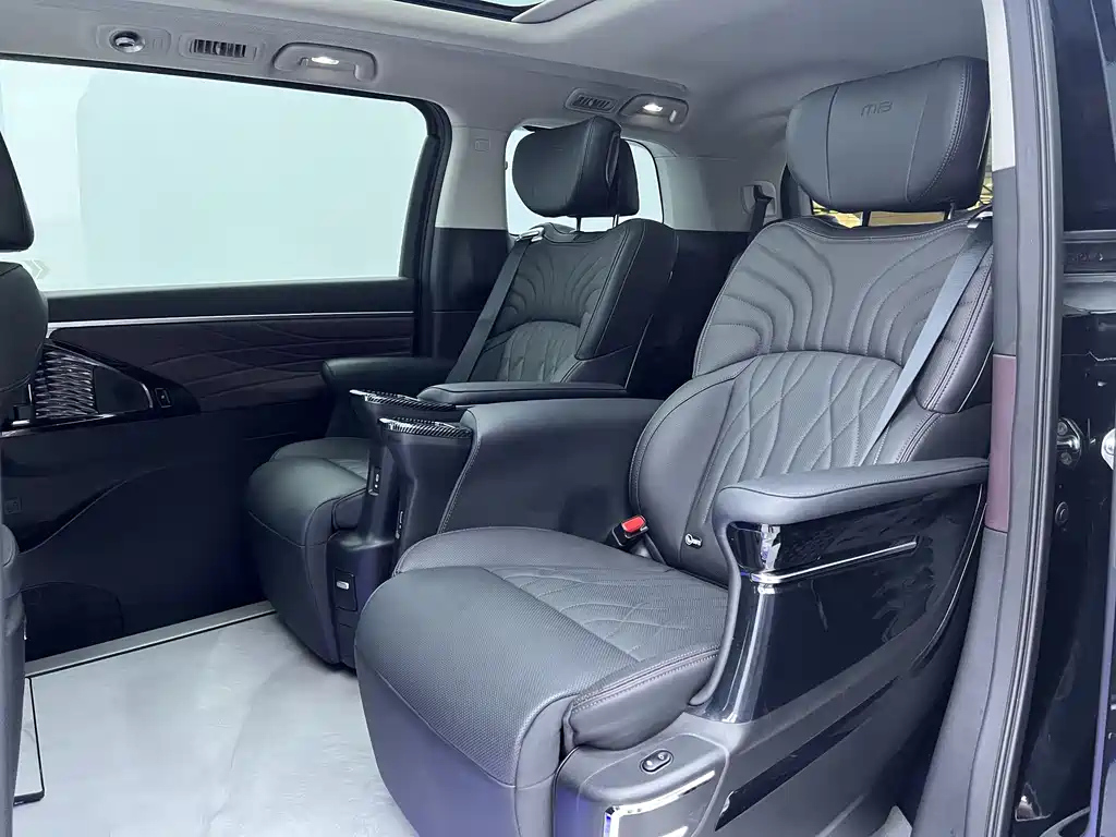 TRUMPCHI M8 2024