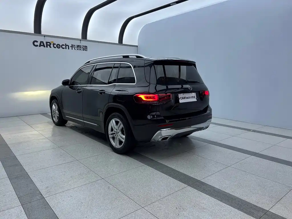 MERCEDES BENZ GLB 2022