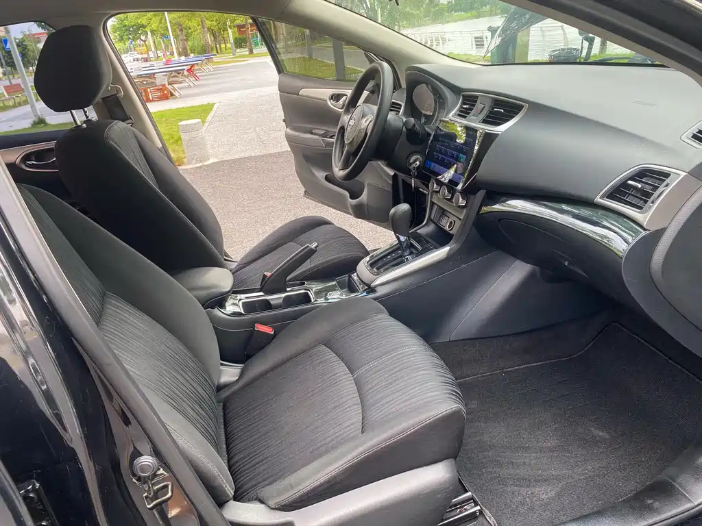 NISSAN SYLPHY 2021