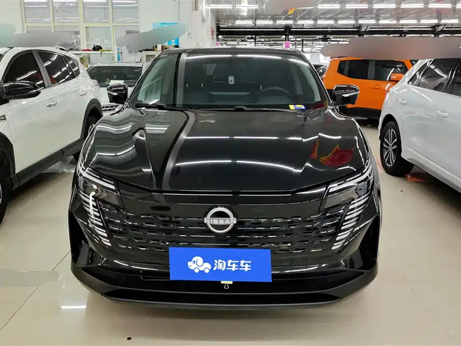 NISSAN QASHQAI 2025