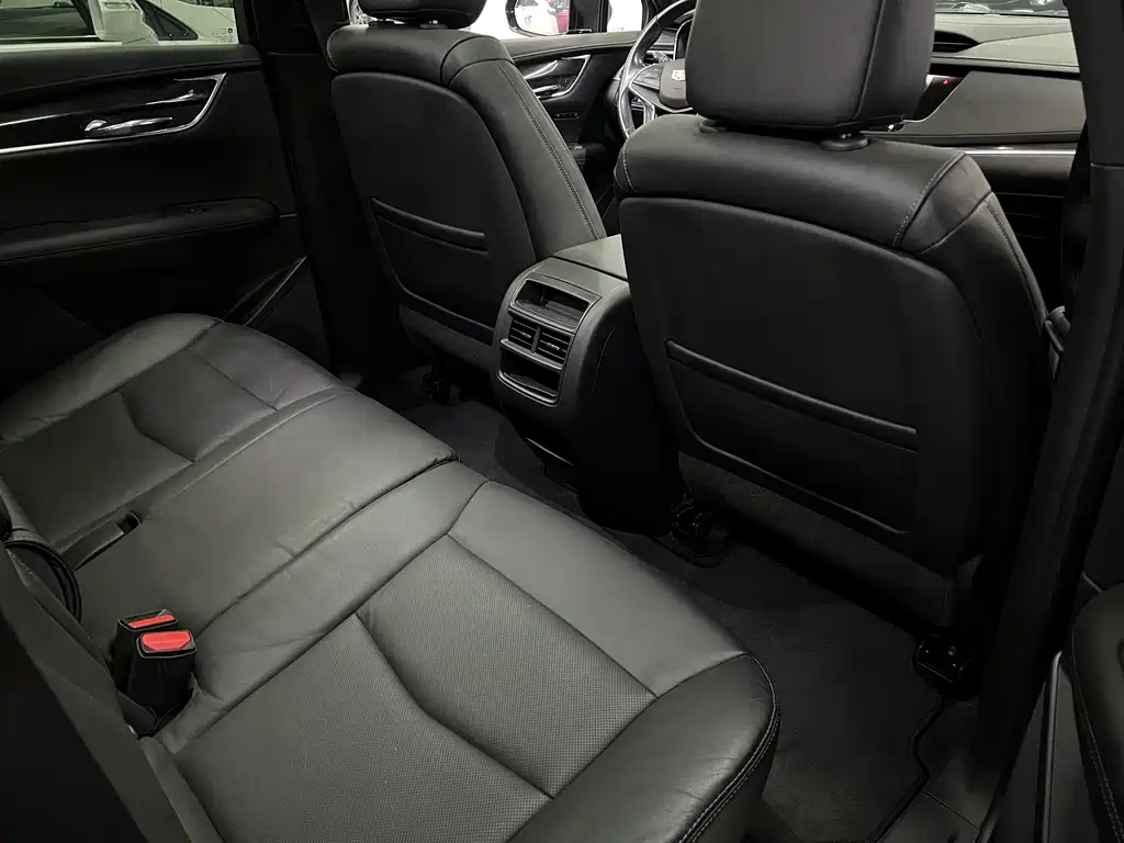 CADILLAC XT5 2020