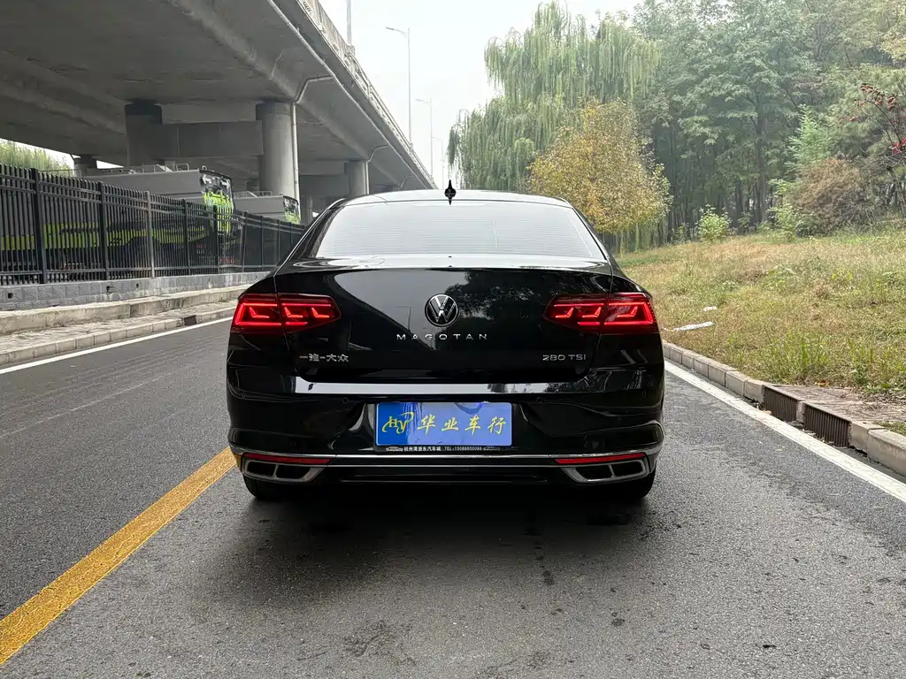 VOLKSWAGEN MAGOTAN 2024