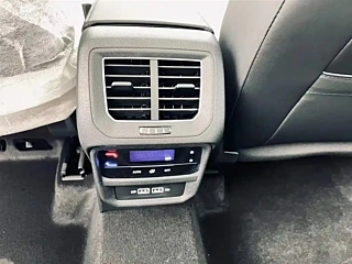 VOLKSWAGEN TAYRON 2025 YEAR YEAR 300TSI 2025