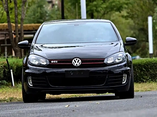 VOLKSWAGEN GOLF GTI 2012