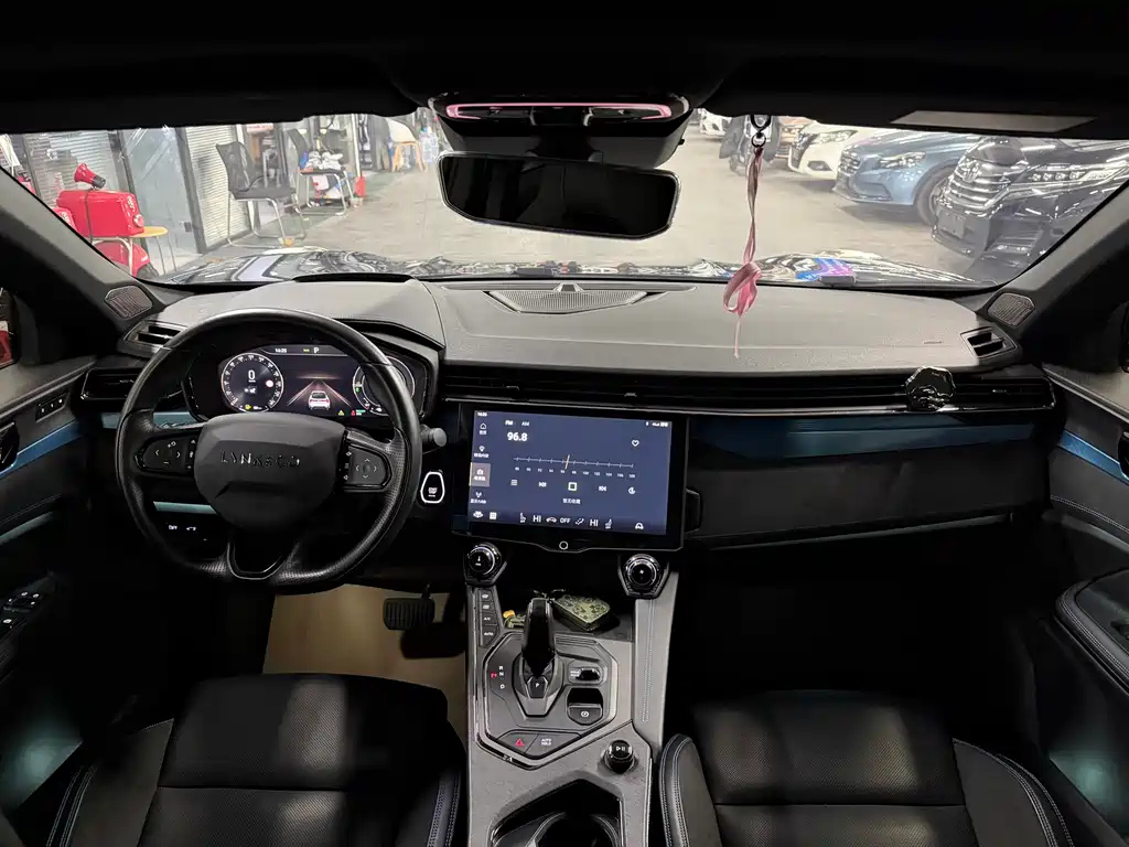 LYNK&CO 05 NEW ENERGY 2022