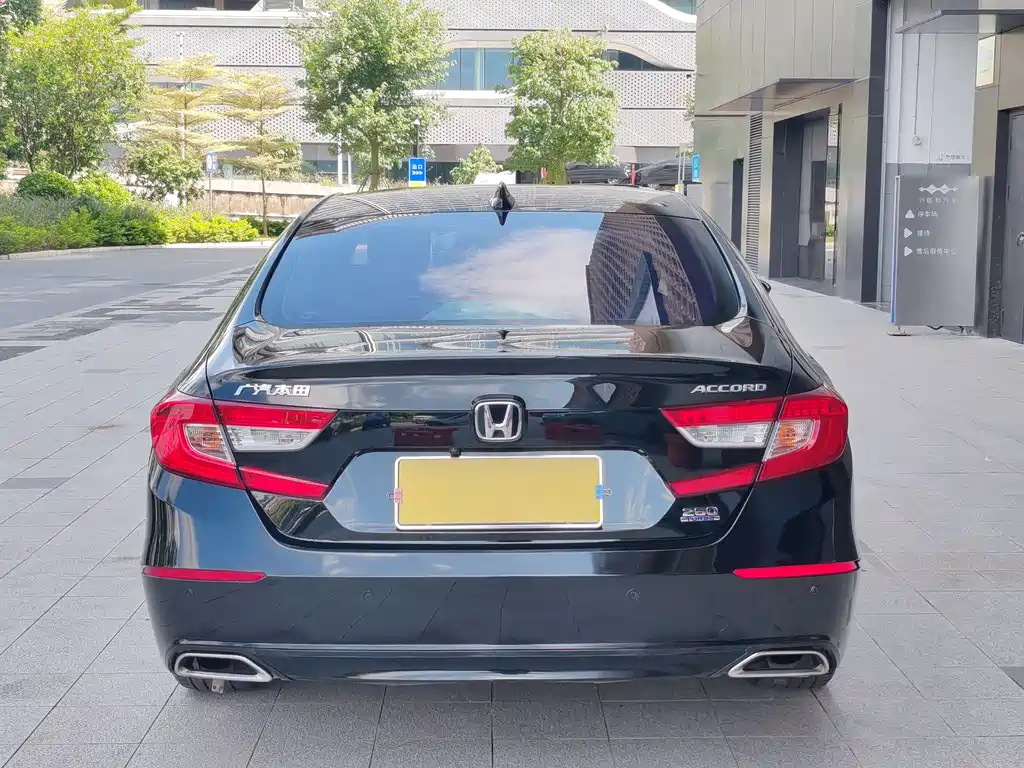 HONDA ACCORD 2018