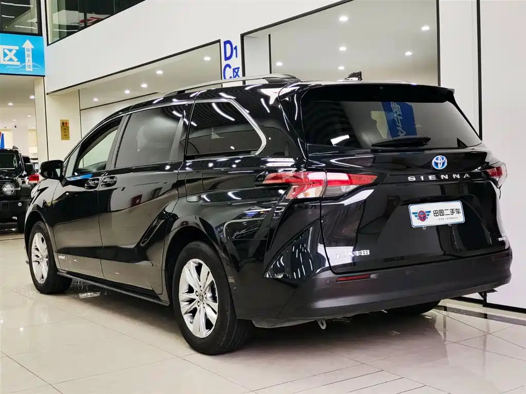 TOYOTA SIENNA SIENNA 2023