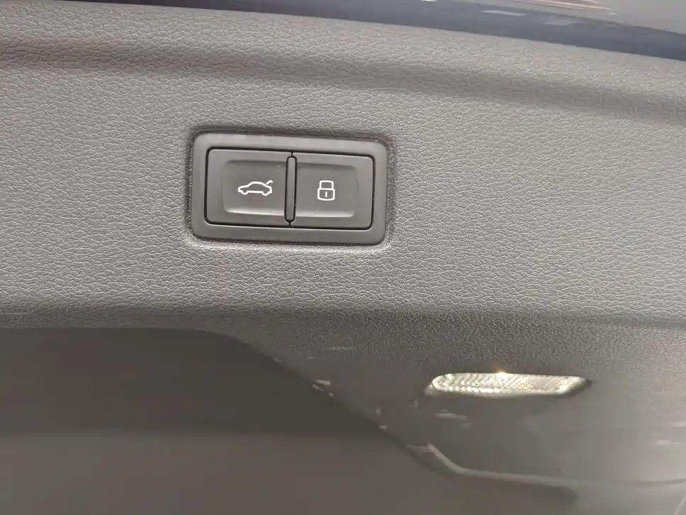 AUDI A5 2022