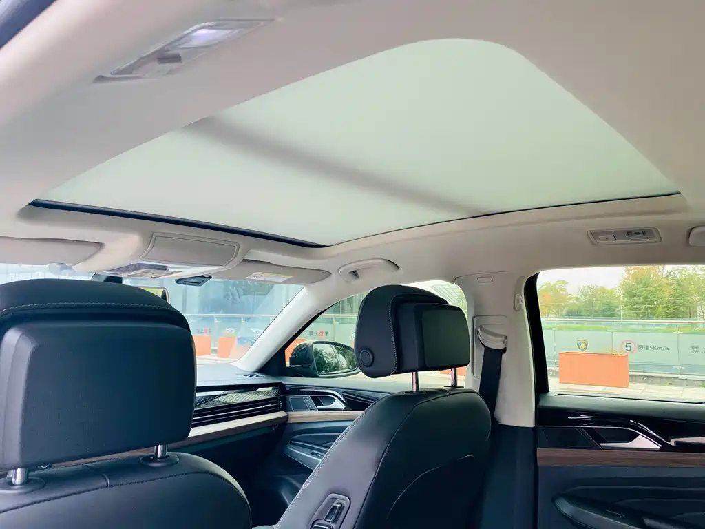 VOLKSWAGEN PASSAT 2020