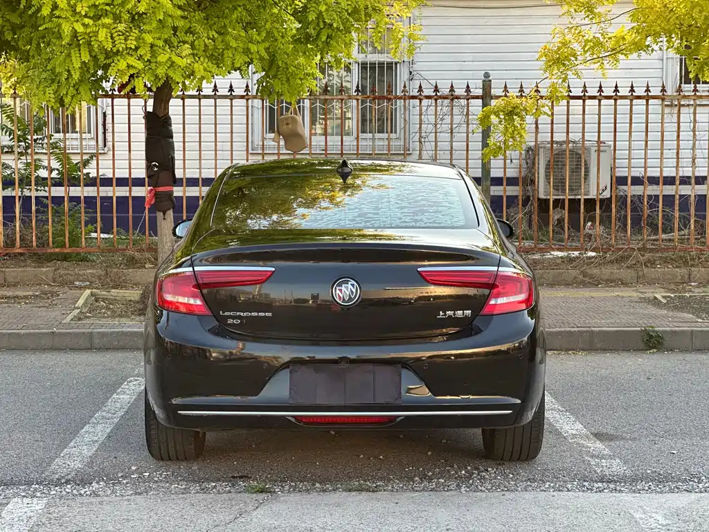BUICK LACROSSE 2016