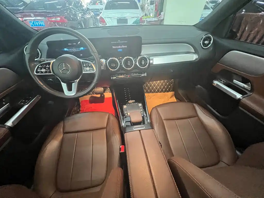 MERCEDES BENZ GLB 2022