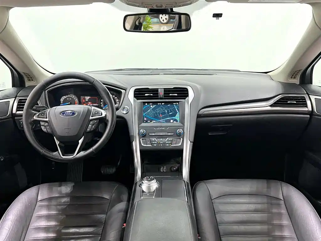 FORD MONDEO 2017