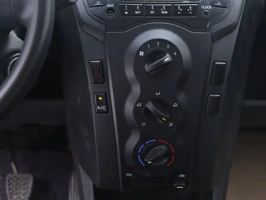 BYD F0 2012