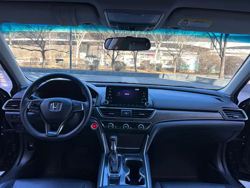 HONDA ACCORD 2019