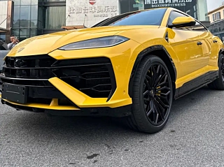 Заказать LAMBORGHINI URUS SE