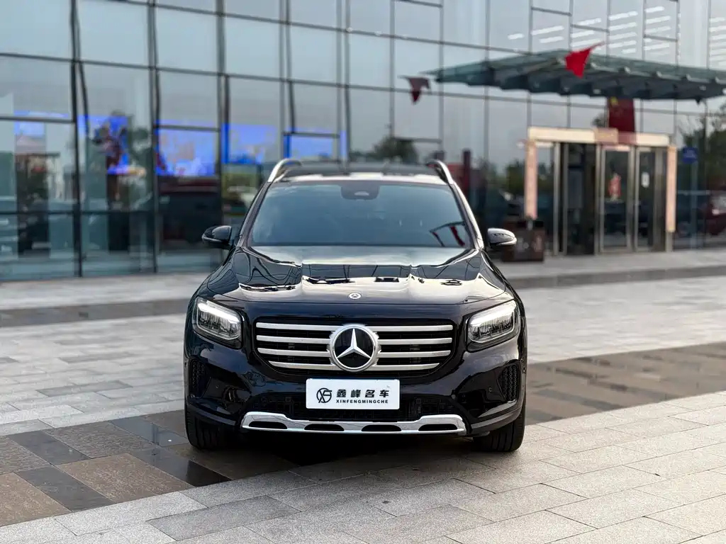 MERCEDES BENZ GLB 2024
